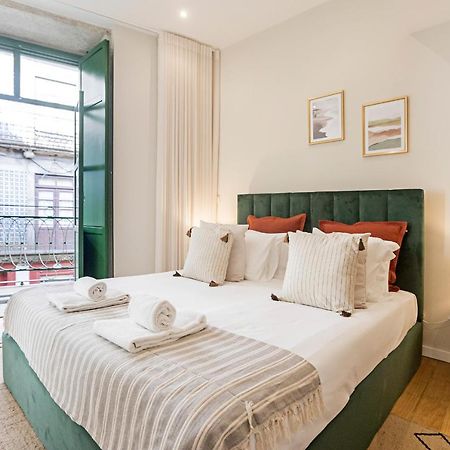 Brand New 4Br W/ 200Yrs Of History In Central Porto By Lovelystay Экстерьер фото